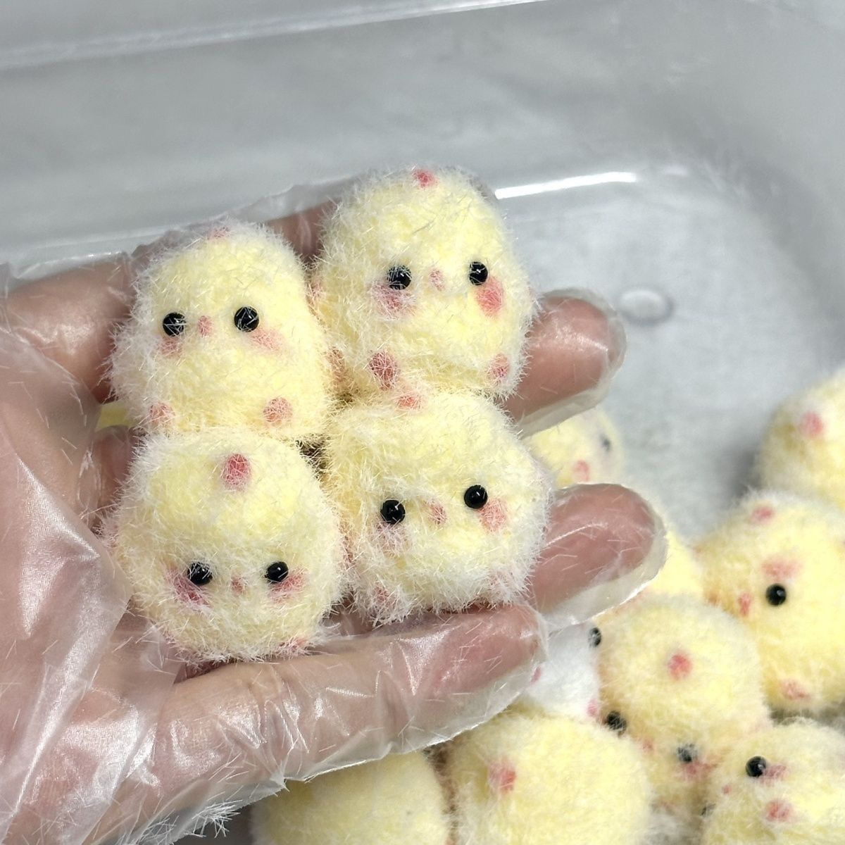 QQ bounce chicken squeeze fun to send girlfriends friends baby cute cartoon pendant toy