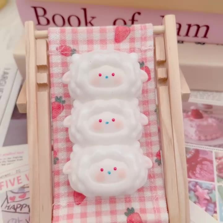 Lamb triple squeeze cream bar decompression toy decompression venting slow rebound