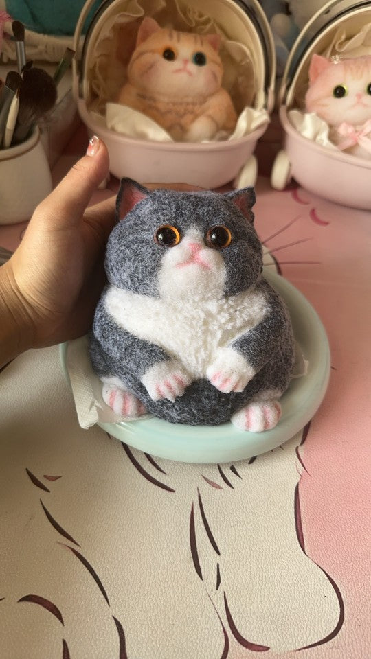 Food grade silicone hand painted diy rich cat pinch fun