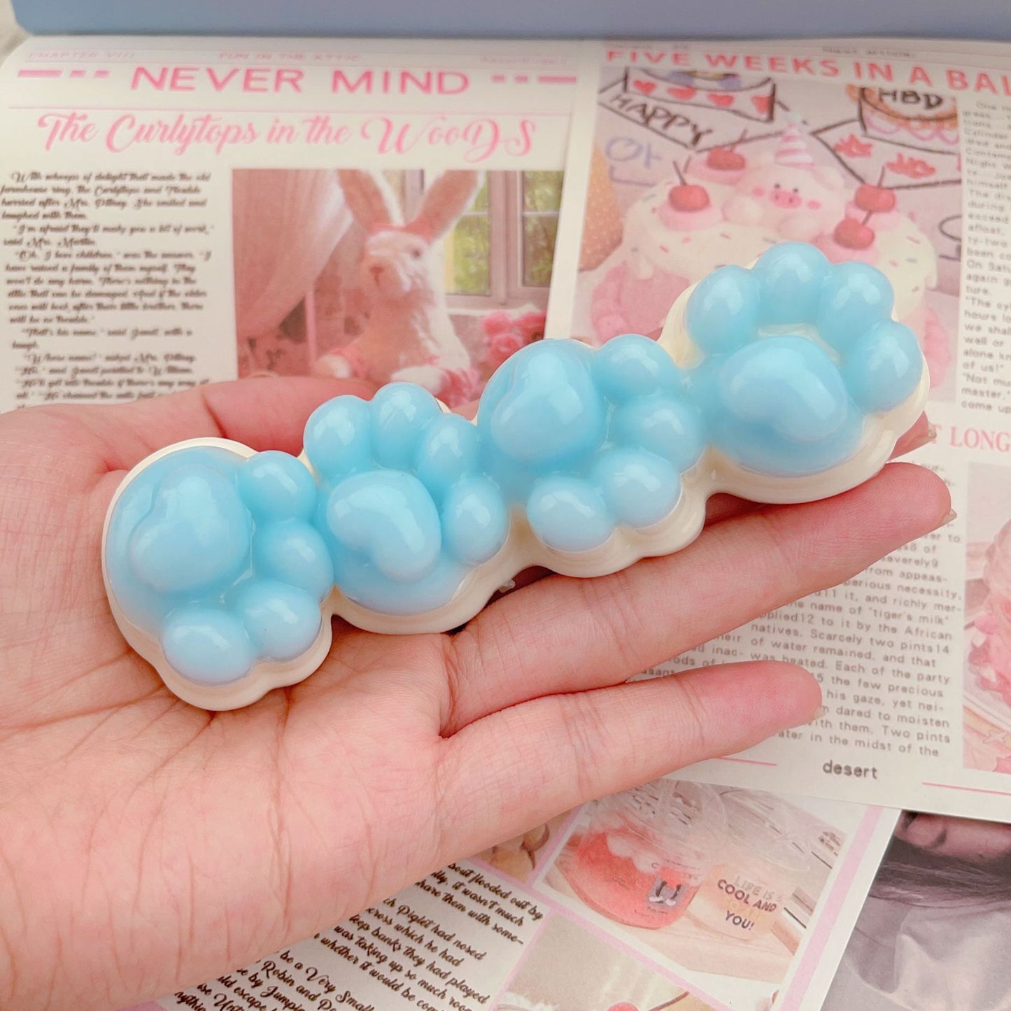 Four-piece cat claw squeezing and decompression toy imitating silicone mud feeling high value decompression artifact