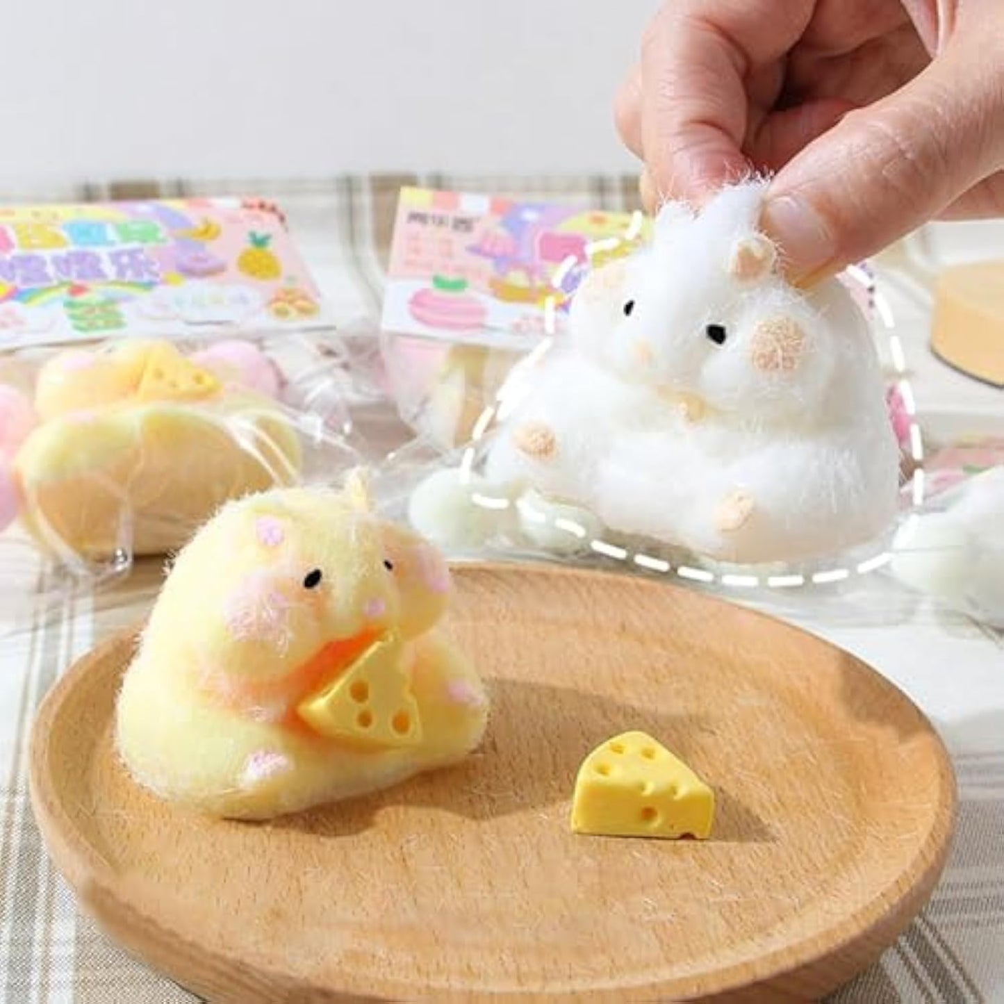 Cat Squishy Squeeze Toys, Cat Paws Squishy Toys, Stress Relief Squishies for Kids Party Favors, Pinch Family Squishy Toys, Fidget Toys Squishy Suitable Adults Kids (White Hamster), Small